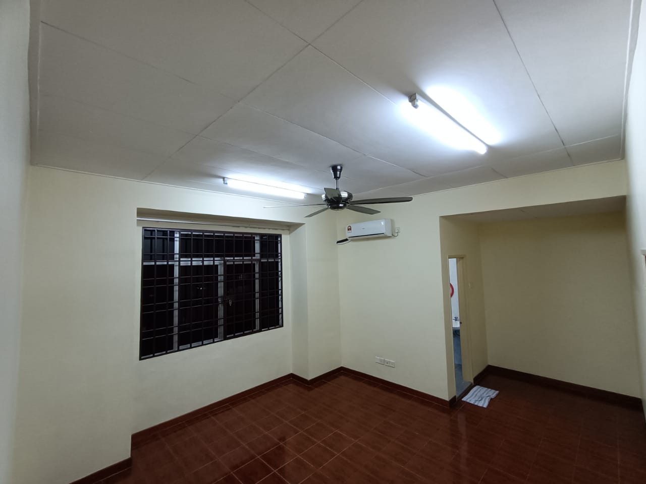 Good Condition 20x70 Bandar Botanic Angsana 2 Sty - photo 5