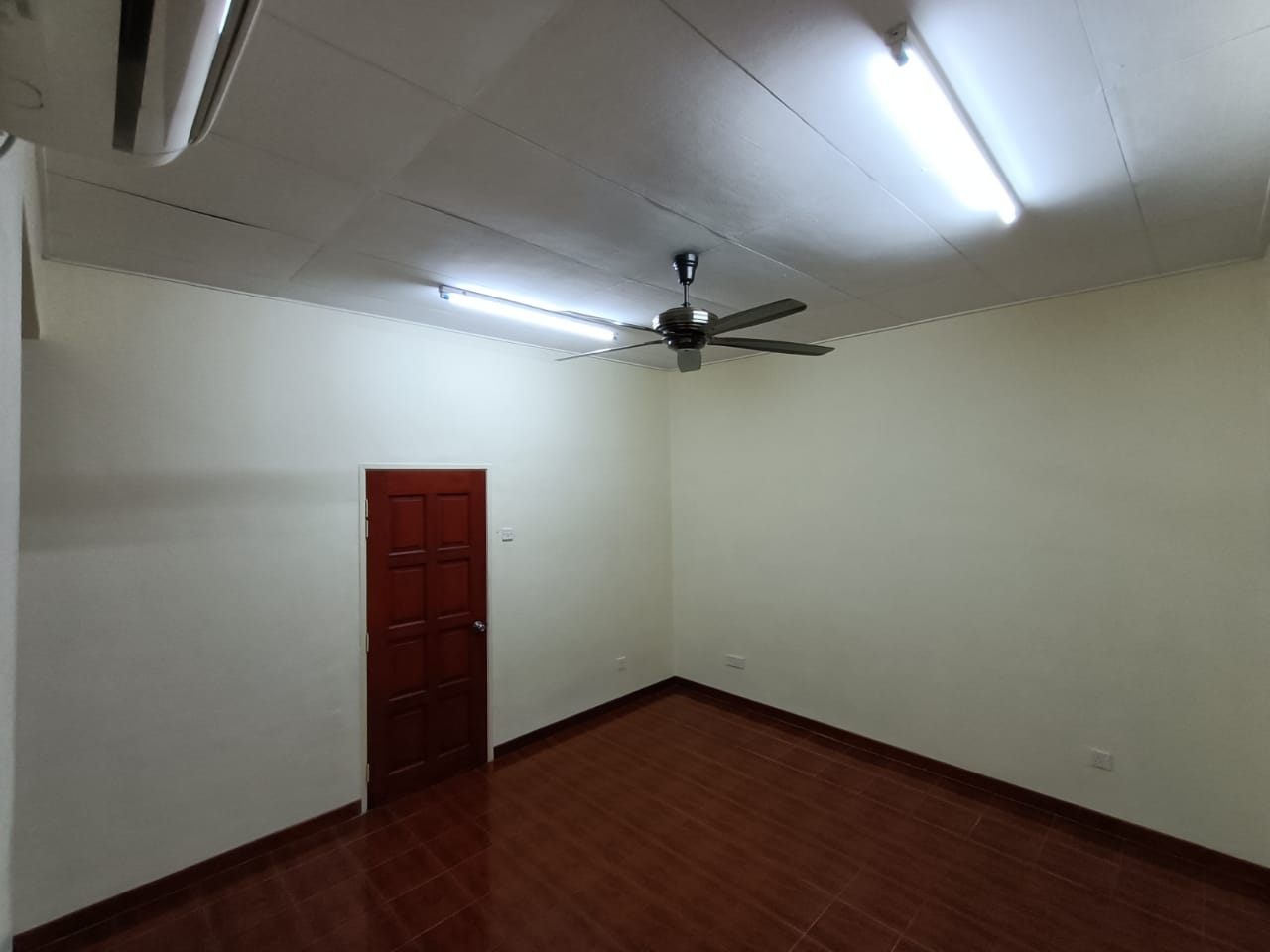 Good Condition 20x70 Bandar Botanic Angsana 2 Sty - photo 7