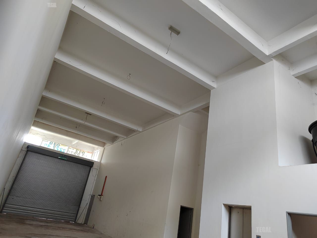 Facing Main Road 32x81 Ground Floor Bukit Kemuning - photo 3