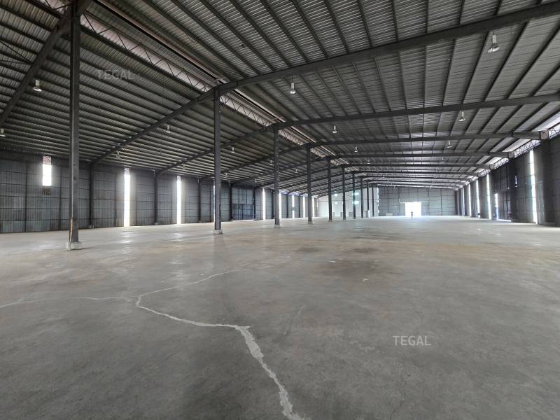 Telok Gong Warehouse 1200 Amp Eaves Height 30ft - photo 4