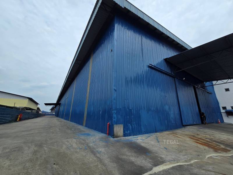 Telok Gong Warehouse 1200 Amp Eaves Height 30ft - photo 6