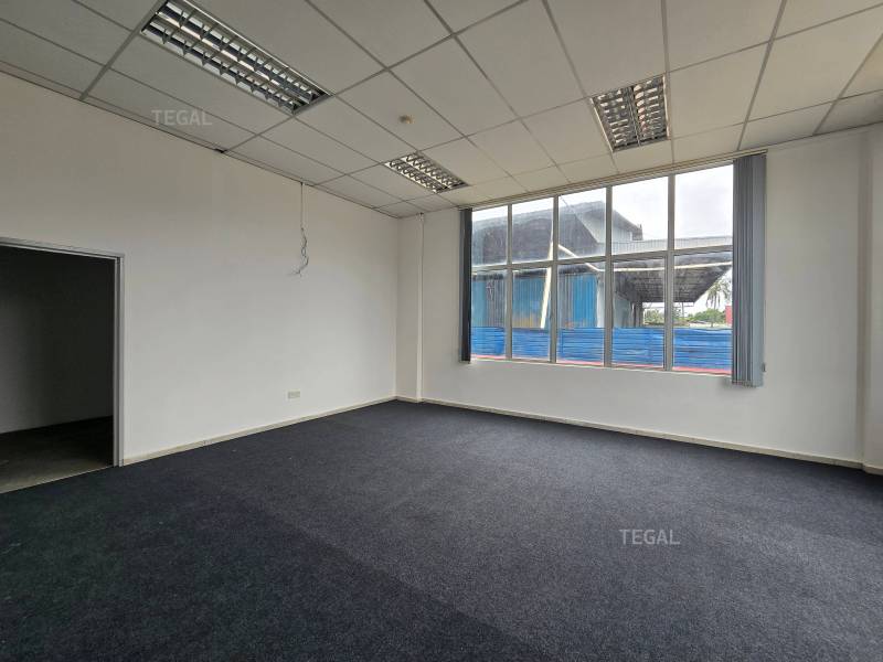 Telok Gong Warehouse 1200 Amp Eaves Height 30ft - photo 8