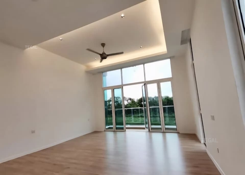 Fully Renovated 10000sf Glenmarie Cove Bungalow - photo 11