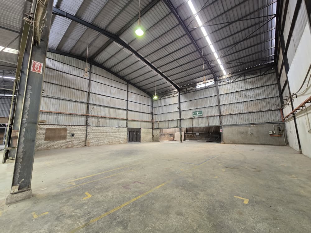 Kampung Baru Subang Seksyen U6 21000sf Warehouse - photo 4