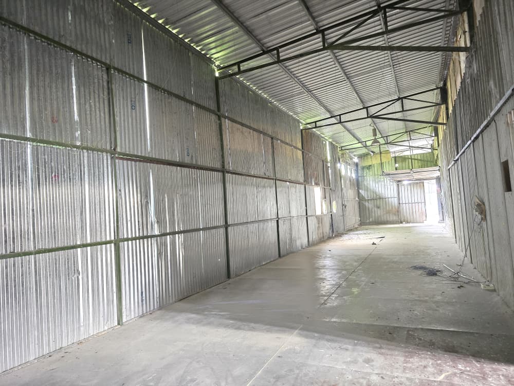 Kampung Baru Subang Seksyen U6 21000sf Warehouse - photo 5