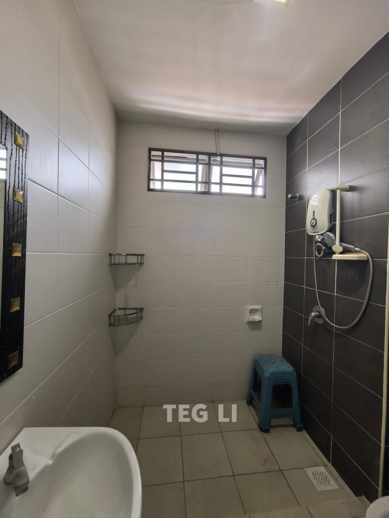 Renovated Extended Kota Kemuning Utama 2 Storey - photo 4