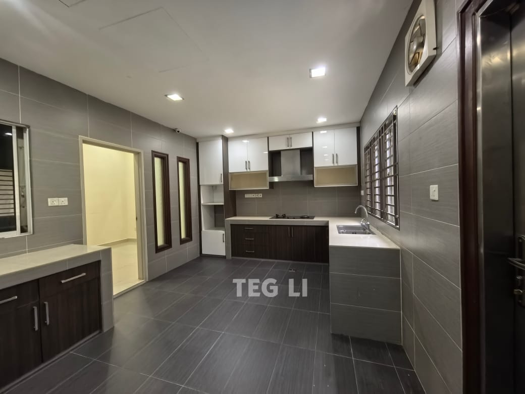 Renovated Extended Kota Kemuning Utama 2 Storey - photo 5