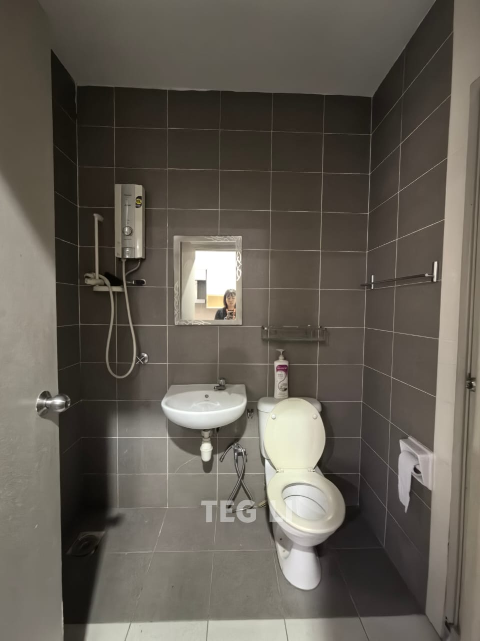 Renovated Extended Kota Kemuning Utama 2 Storey - photo 12