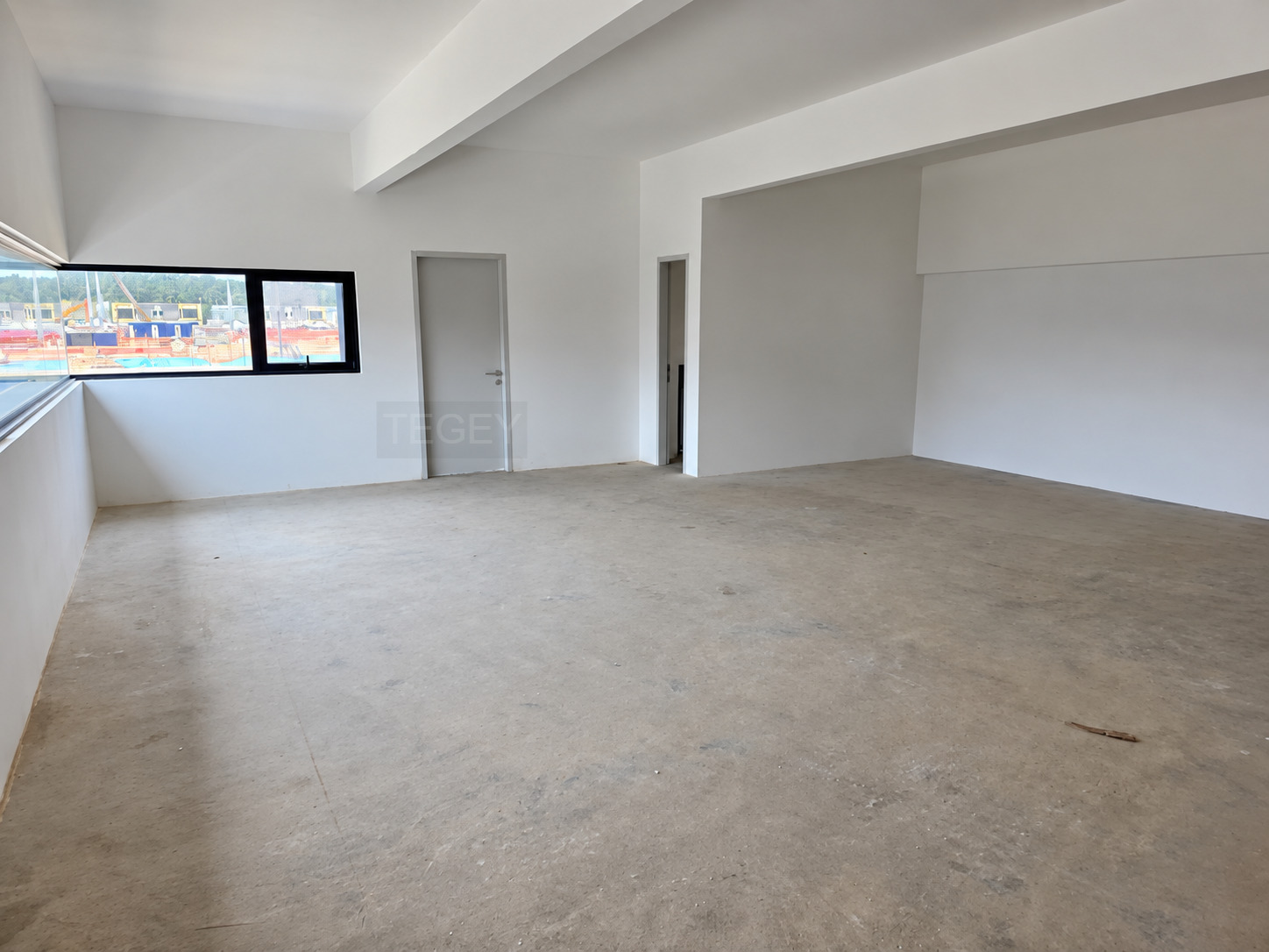Ready Cf Ample Parking 12848sf Semi D Corner - photo 4