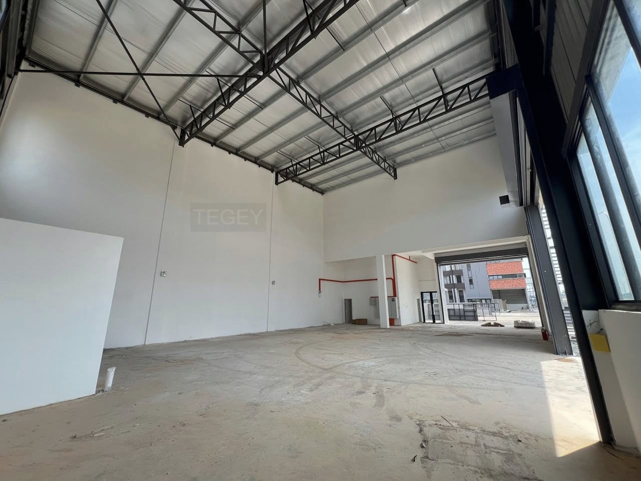 Ready Cf Ample Parking 10500sf Semi D Factory - photo 6