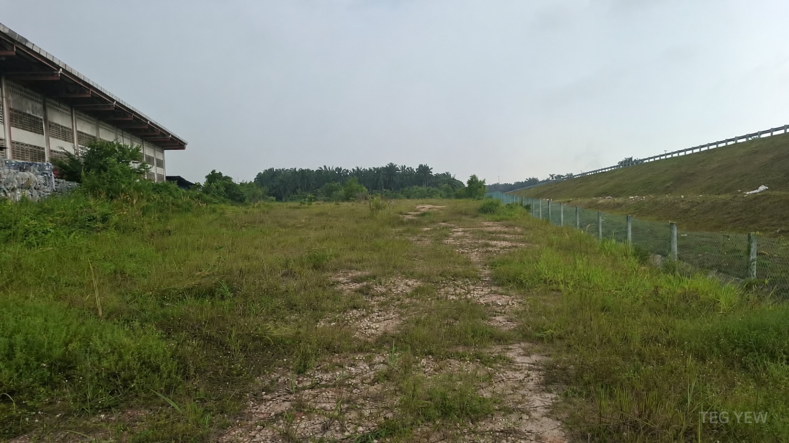 Flat Land Beside Wce Highway Kapar - photo 5