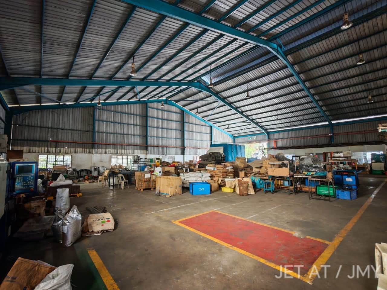Below Market Warehouse Bukit Kemuning Kampung Jawa - photo 5