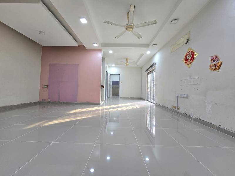 Facing Open Reno Extend 40x75 Bandar Puteri - photo 3