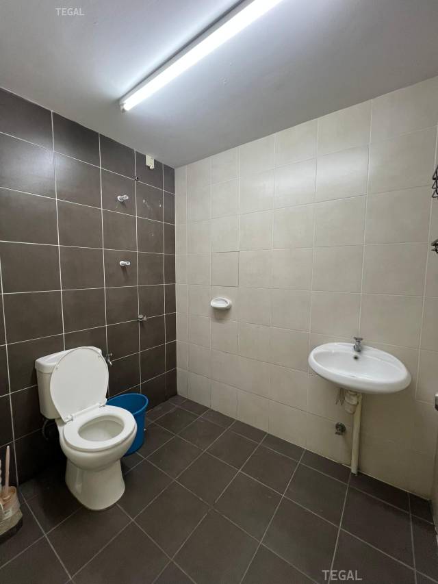 Good Condition Below Market De Bayu Apartment - photo 4