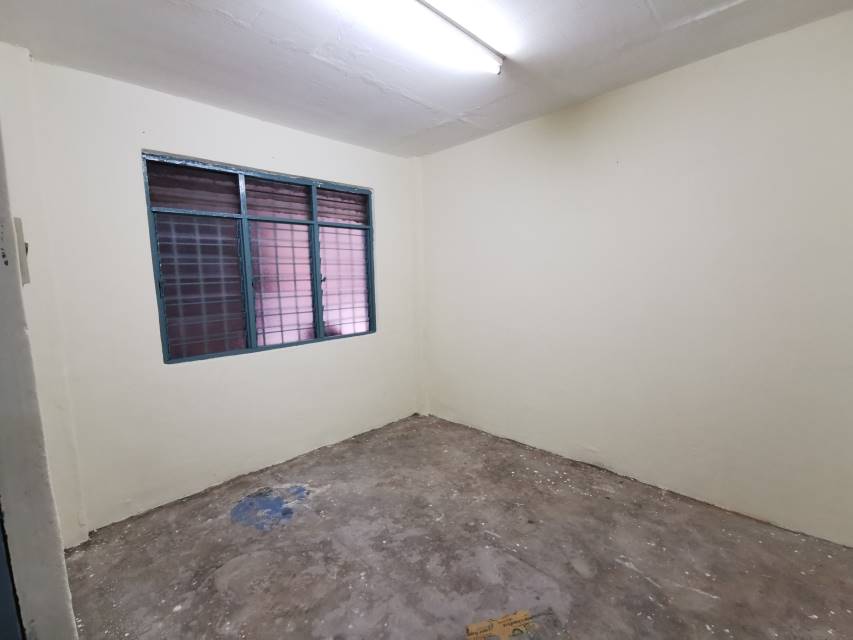 FLAT PANDAN INDAH - photo 2