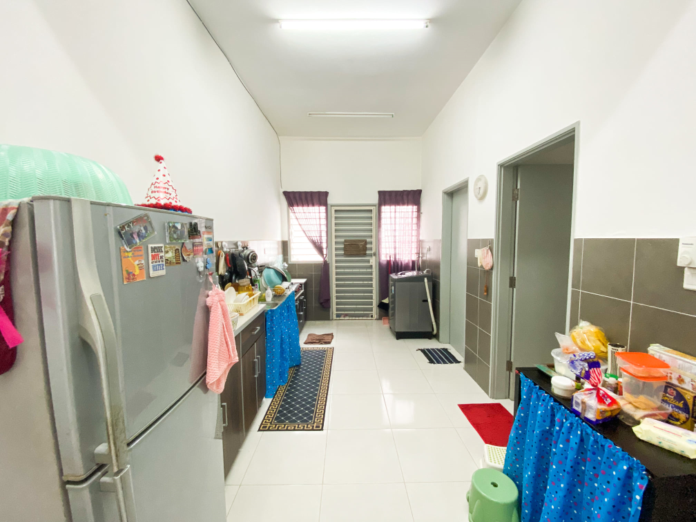 2 STOREY TERRACE BANDAR HILLPARK - TYPE CHERRY - photo 2