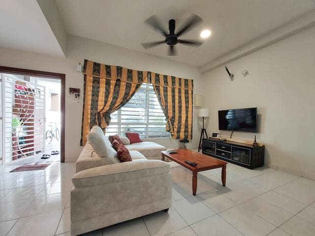 Double Storey Maple II Hillpark - photo 4