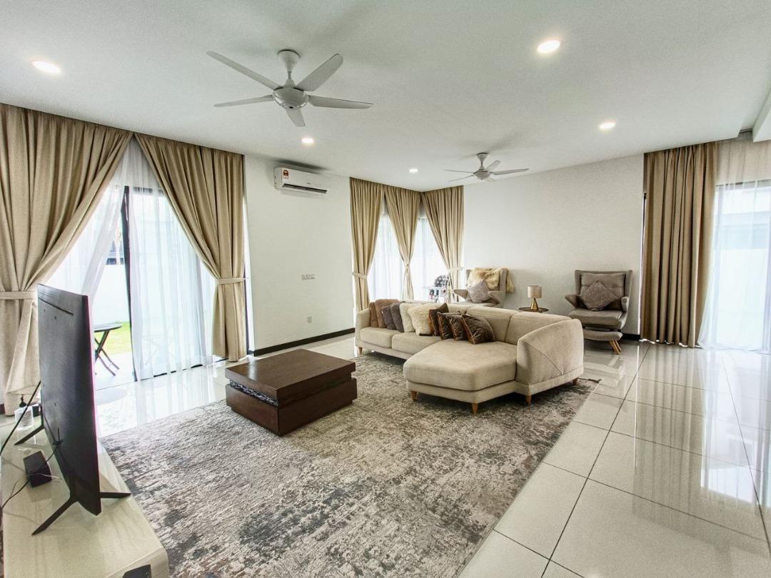 Tiana Twin Bungalow Double Storey Elmina Garden Sh - photo 3