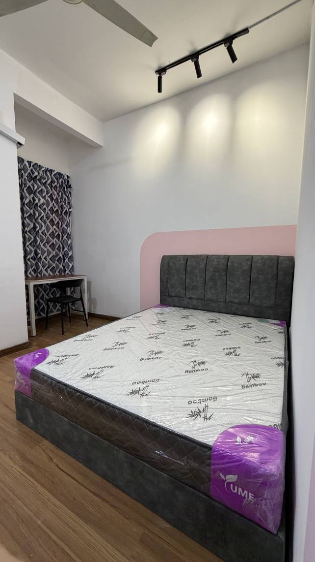 OUG Parklane Master bedroom