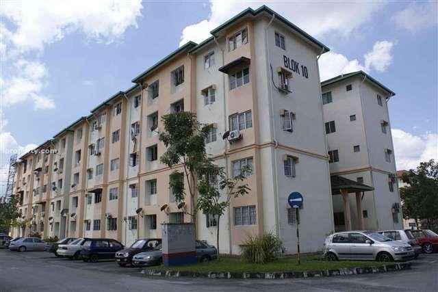 1ST FLOOR APARTMENT FLORA 1 BLOK 9, SUBANG BESTARI - photo 1