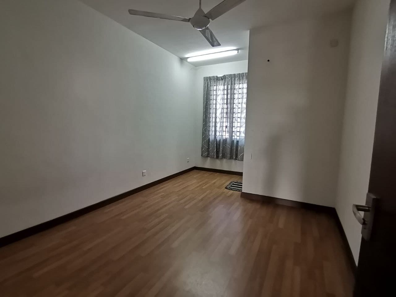 DOUBLE STOREY HOUSE SAFFRON HILLS DENAI ALAM - photo 2