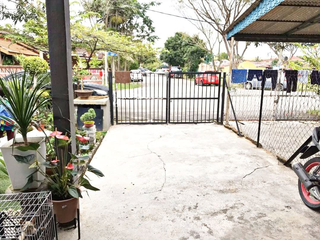 SINGLE STOREY OPEN FACING TAMAN MERU INDAH,KLANG - photo 3