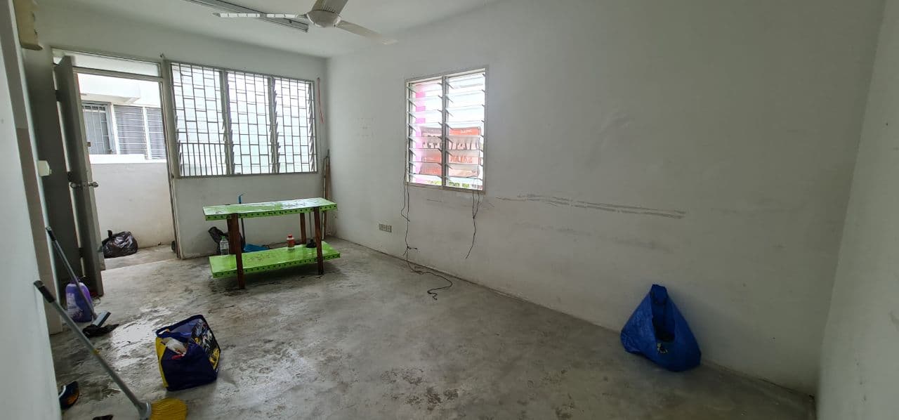 AFFORDABLE Seroja Apartment Setia Alam - photo 3