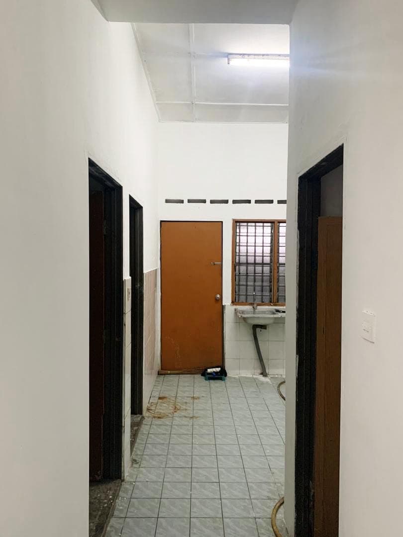 SINGLE STOREY taman pertiwi Teluk panglima garang - photo 6