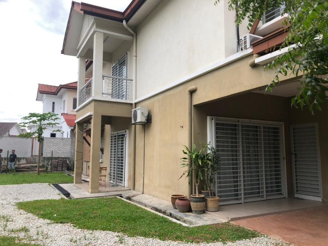 Corner Lot Double Storey At Setia Perdana - photo 1