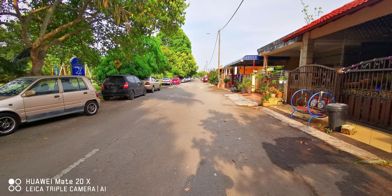 FULLY RENOVATED TAMAN TELOK FASA 4 - photo 2