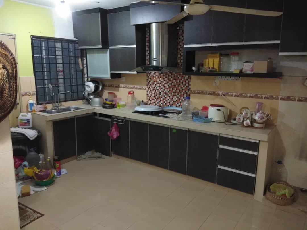 FULLY RENOVATED DOUBLE STOREY SEKSYEN 19 SHAH ALAM - photo 4