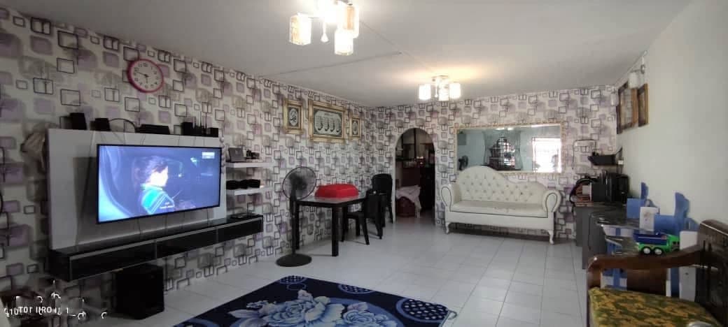 CORNER LOT DOUBLE STOREY SEKSYEN 18 SHAH ALAM - photo 2