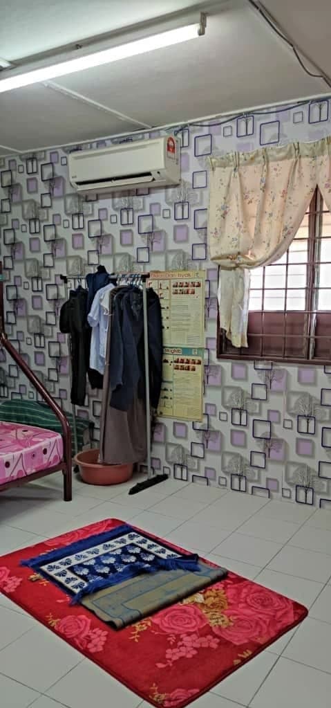 CORNER LOT DOUBLE STOREY SEKSYEN 18 SHAH ALAM - photo 8