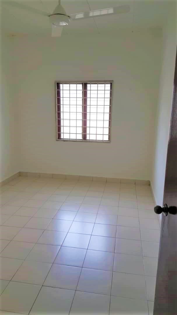 DOUBLE STOREY TERRACE  SEKSYEN 25 SHAH ALAM - photo 8