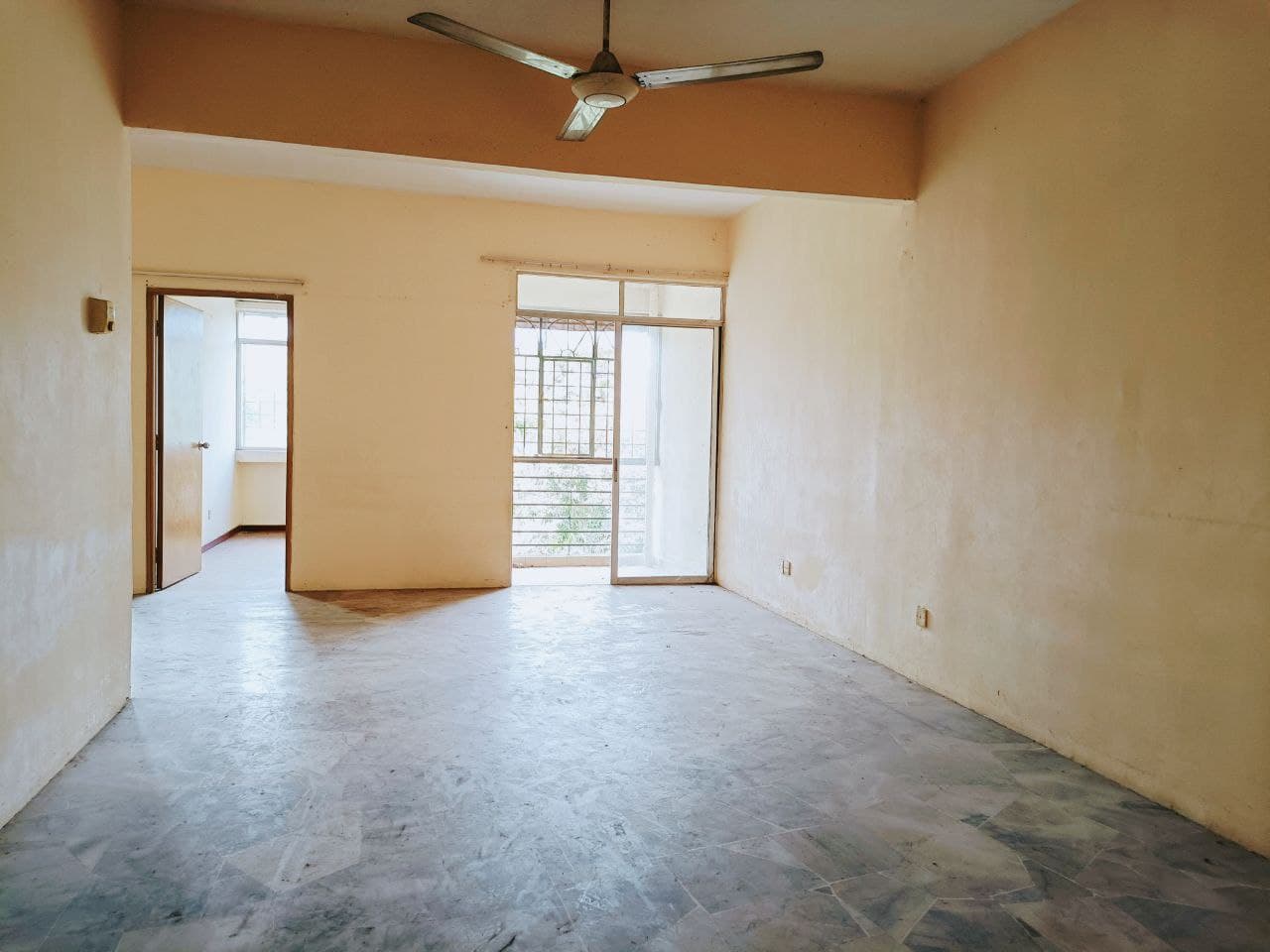 APARTMENT DAISY SUBANG PERDANA, SEKSYEN U3 - photo 4