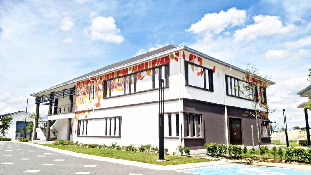 DOUBLE STOREY RENOVATED IRAMA PERDANA PUNCAK ALAM - photo 8