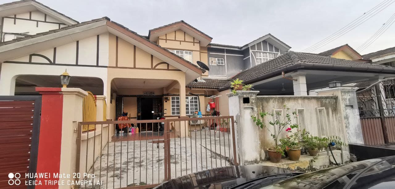 RENOVATED DOUBLE STOREY BANDAR PUNCAK ALAM FASA 2 - photo 2