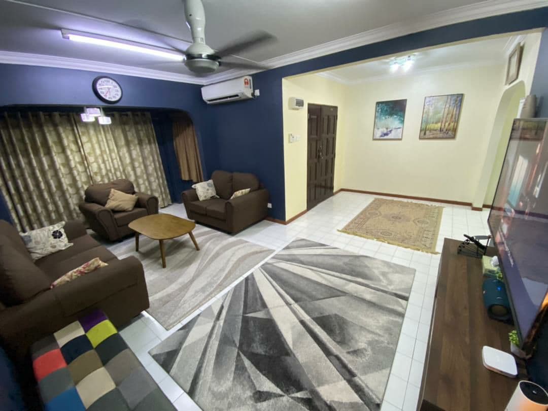 FULLY RENOVATED DOUBLE STOREY SEKSYEN 19 SHAH ALAM - photo 3