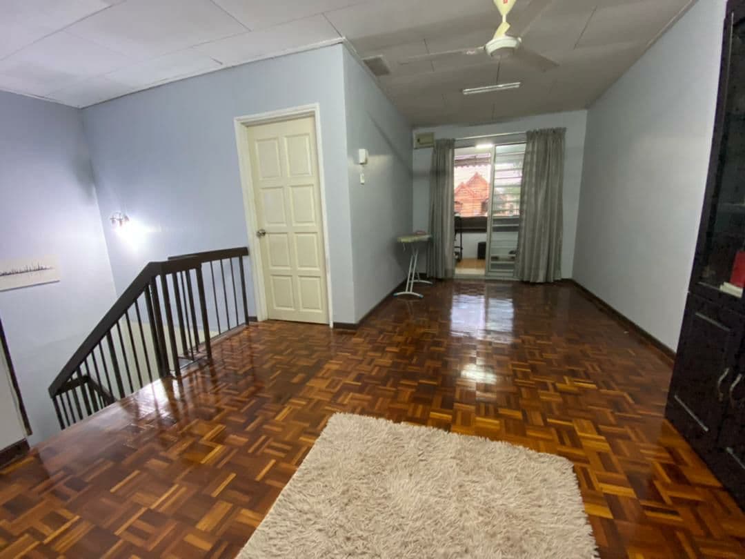 FULLY RENOVATED DOUBLE STOREY SEKSYEN 19 SHAH ALAM - photo 10