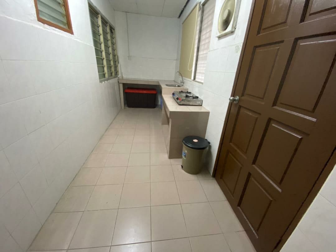 FULLY RENOVATED DOUBLE STOREY SEKSYEN 19 SHAH ALAM - photo 13