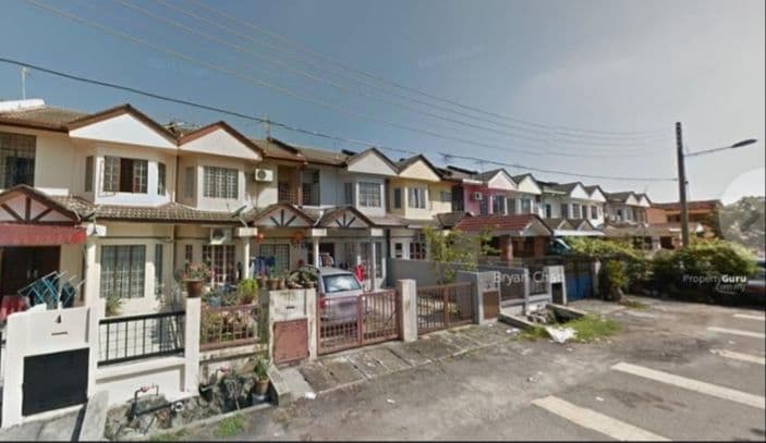 DOUBLE STOREY HOUSE SUNWAY PYRAMID PETALING JAYA