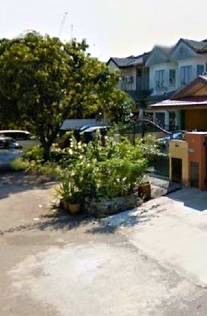 DOUBLE STOREY HOUSE SUNWAY PYRAMID PETALING JAYA - photo 2