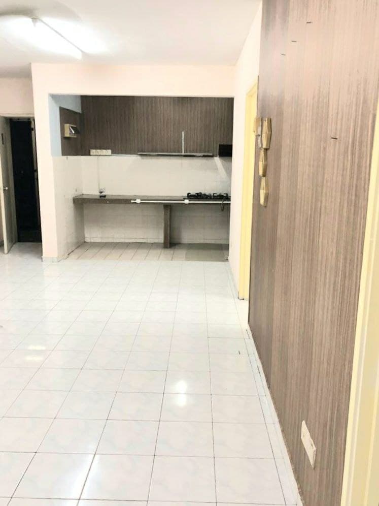APARTMENT SUBANG SURIA, SEKSYEN U5, SHAH ALAM - photo 4