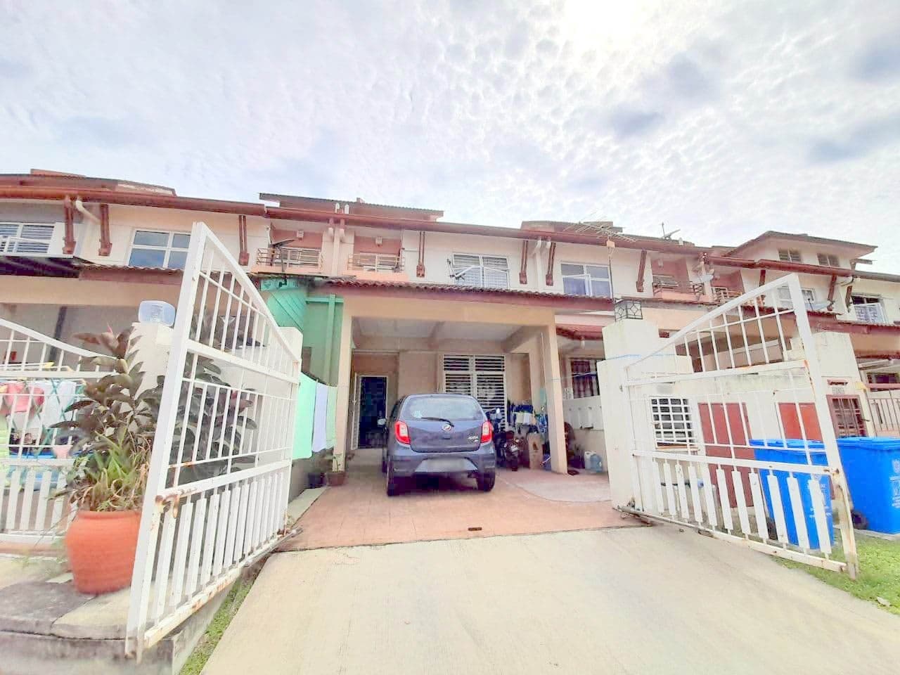 2 STOREY TERRACE , AYU PURI ALAM NUSANTARA