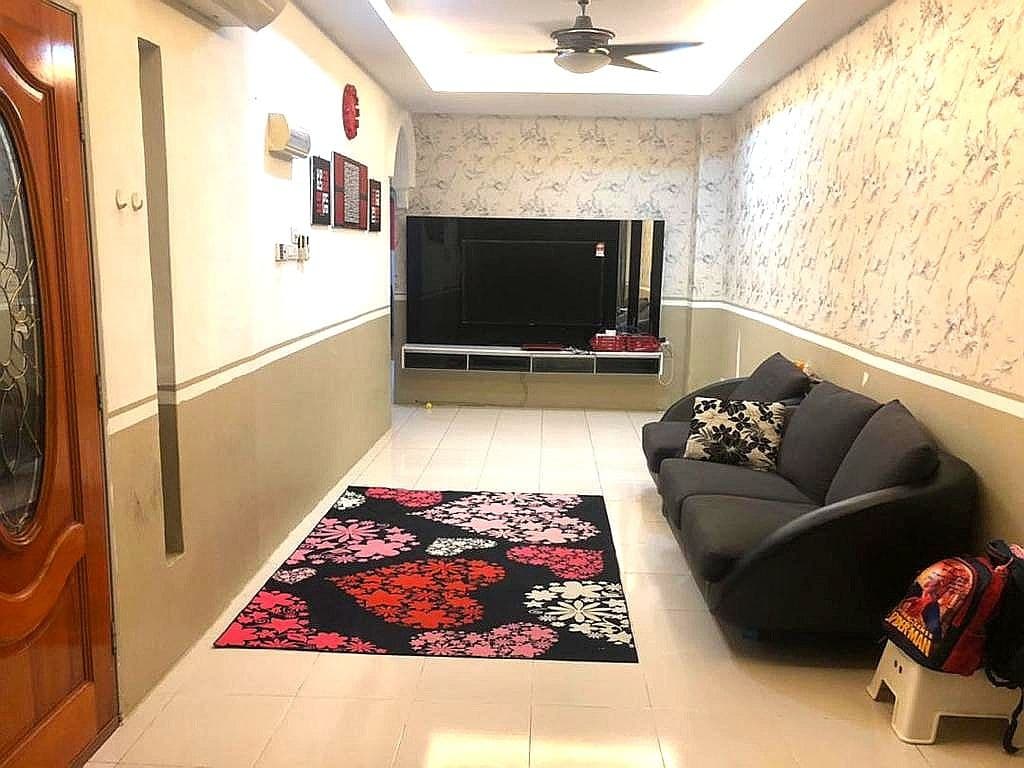 ONE AND HALF STOREY TERRACE TAMAN SERI MEWAH MERU