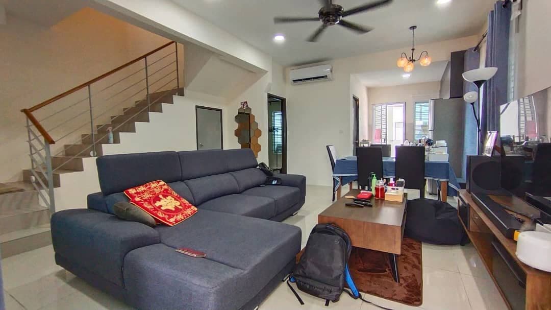 RENOVATED END LOT 2 STOREY IRAMA PERDANA - photo 3