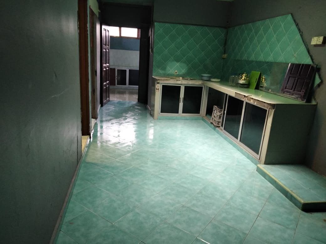 SINGLE STOREY END LOT HOUSE PANDAMARAN JAYA - photo 9