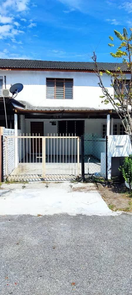 DOUBLE STOREY LOW COST KG SUNGAI UDANG KLANG