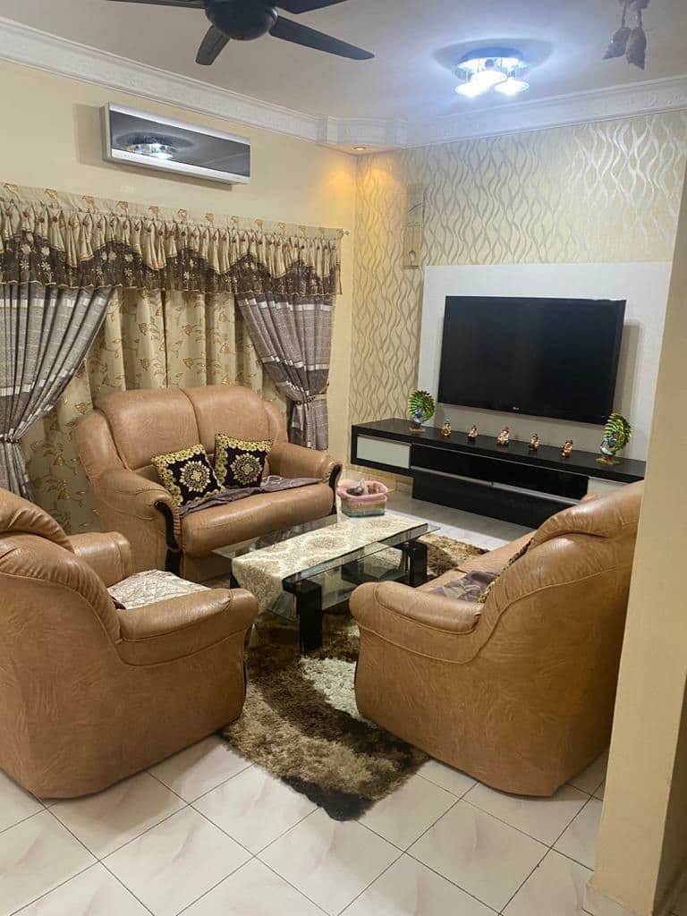 DOUBLE STOREY TERRACE TAMAN TELUK GEDUNG INDAH - photo 4