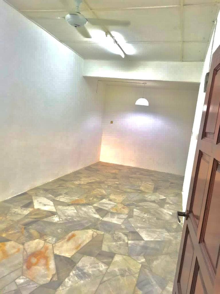 SINGLE STOREY TAMAN DESA KEMUNING SEK 35 - photo 2